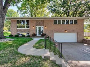 9456 Rosebay Dr, Saint Louis, MO