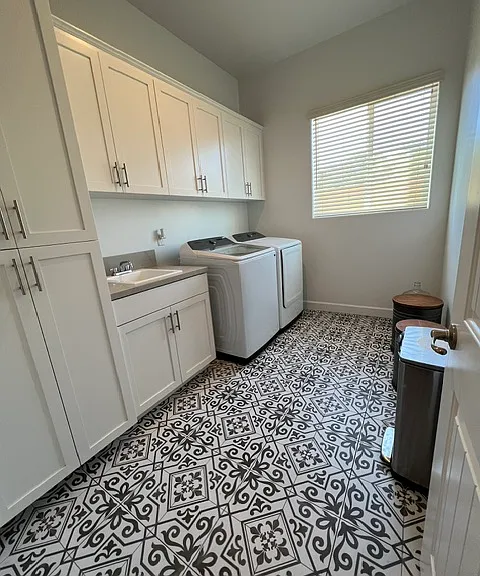 Downstairs Laundry Room