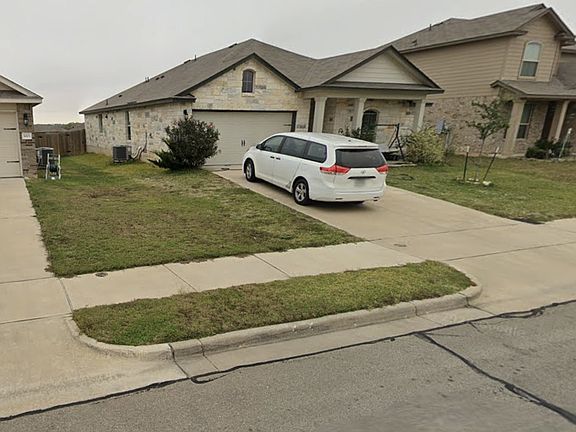 2nd image of 2929 Risinger Rd