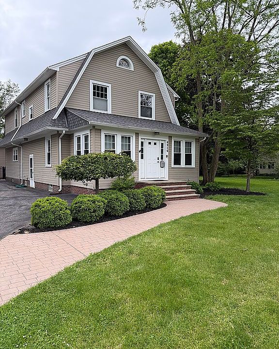 1st image of 4916 Oakdale Ave