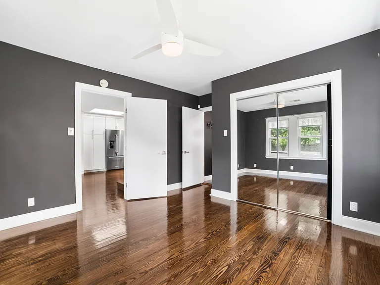 903 W Mary St — Photo 16