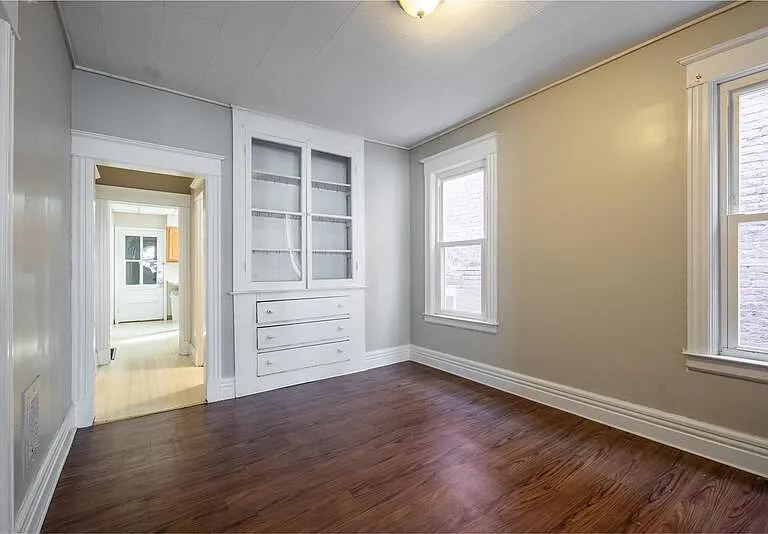 450 Yates St #2 — Photo 11