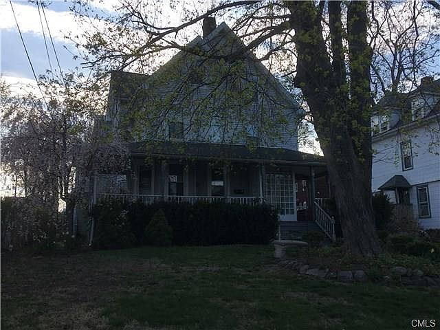 2nd image of 31 Elmwood Ave