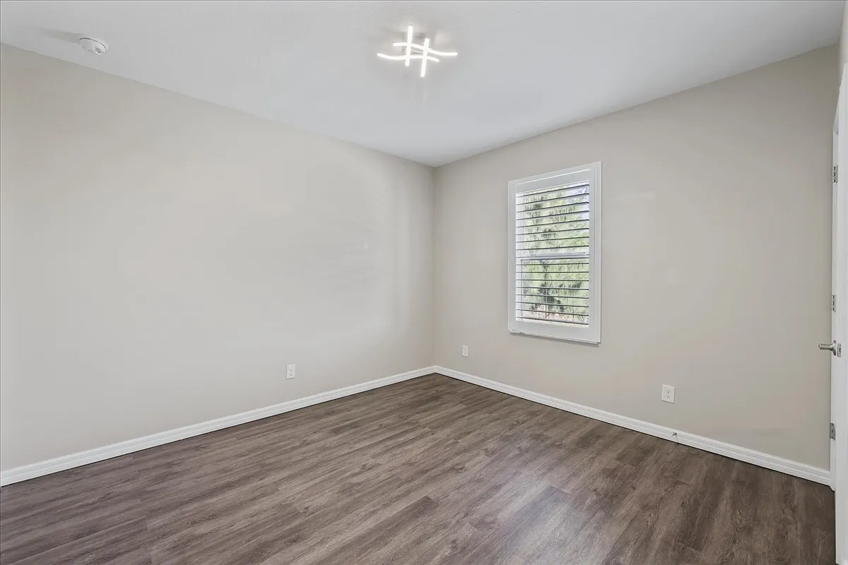 5 bed, 2606 sqft, $3,500 — Photo 3