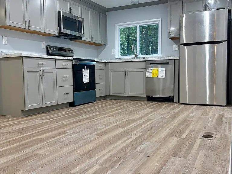 108 Spruce Dr — Photo 7