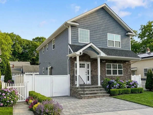 599 Park Avenue, West Hempstead, NY 11552