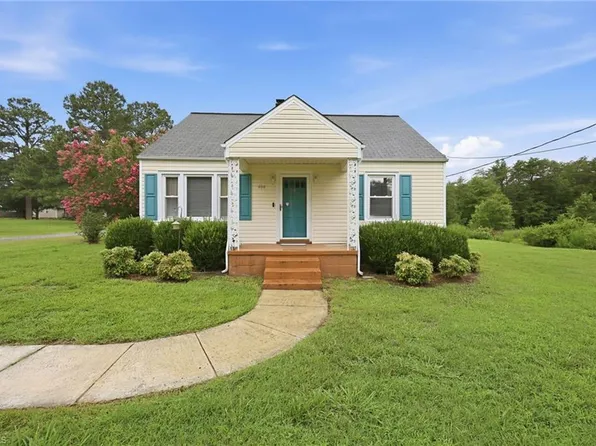 404 Glen Raven Rd, Burlington, NC 27217