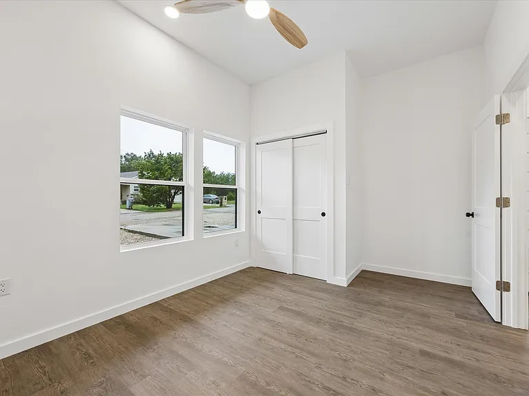 26 Wood Glen Dr — Photo 10