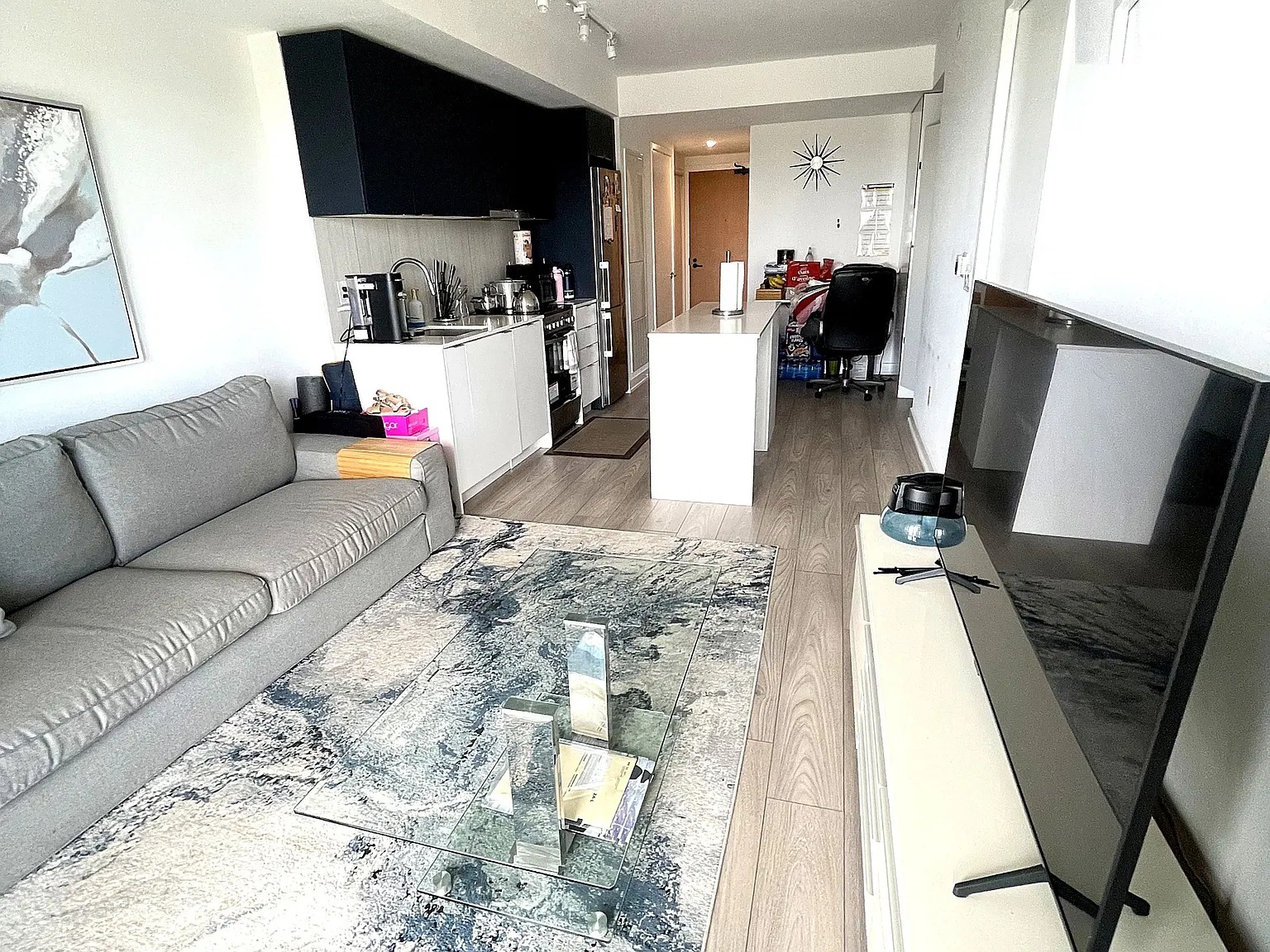 2 bed, $2,450 — Photo 2