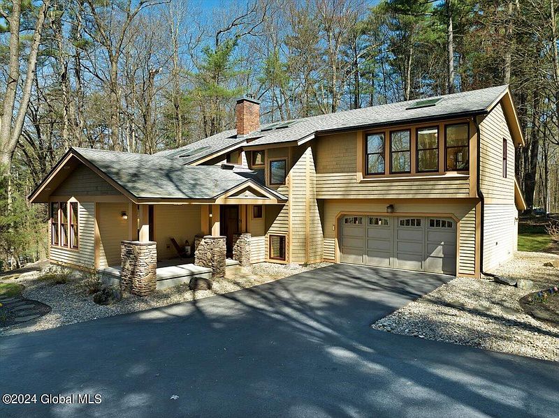 2nd image of 53 Loughberry Lake Road