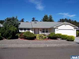 932 E Willow St, Sequim, WA