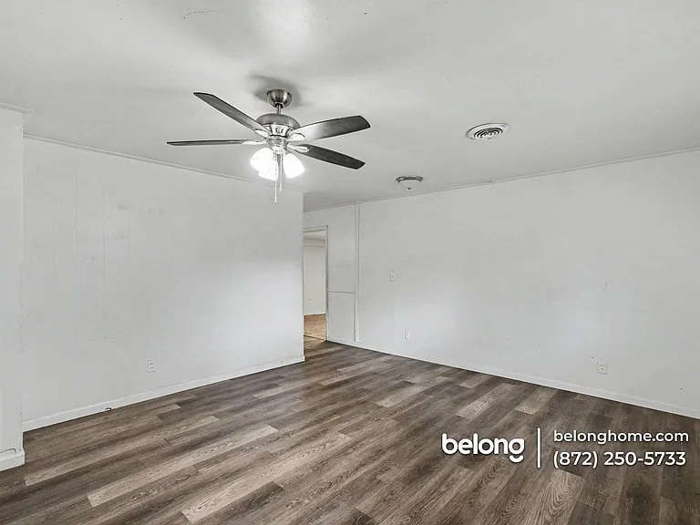 36 Saint Columba Dr — Photo 3
