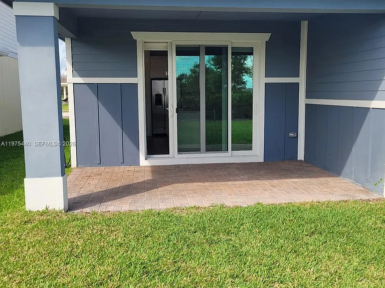 1200 Sterling Pine Pl — Photo 17