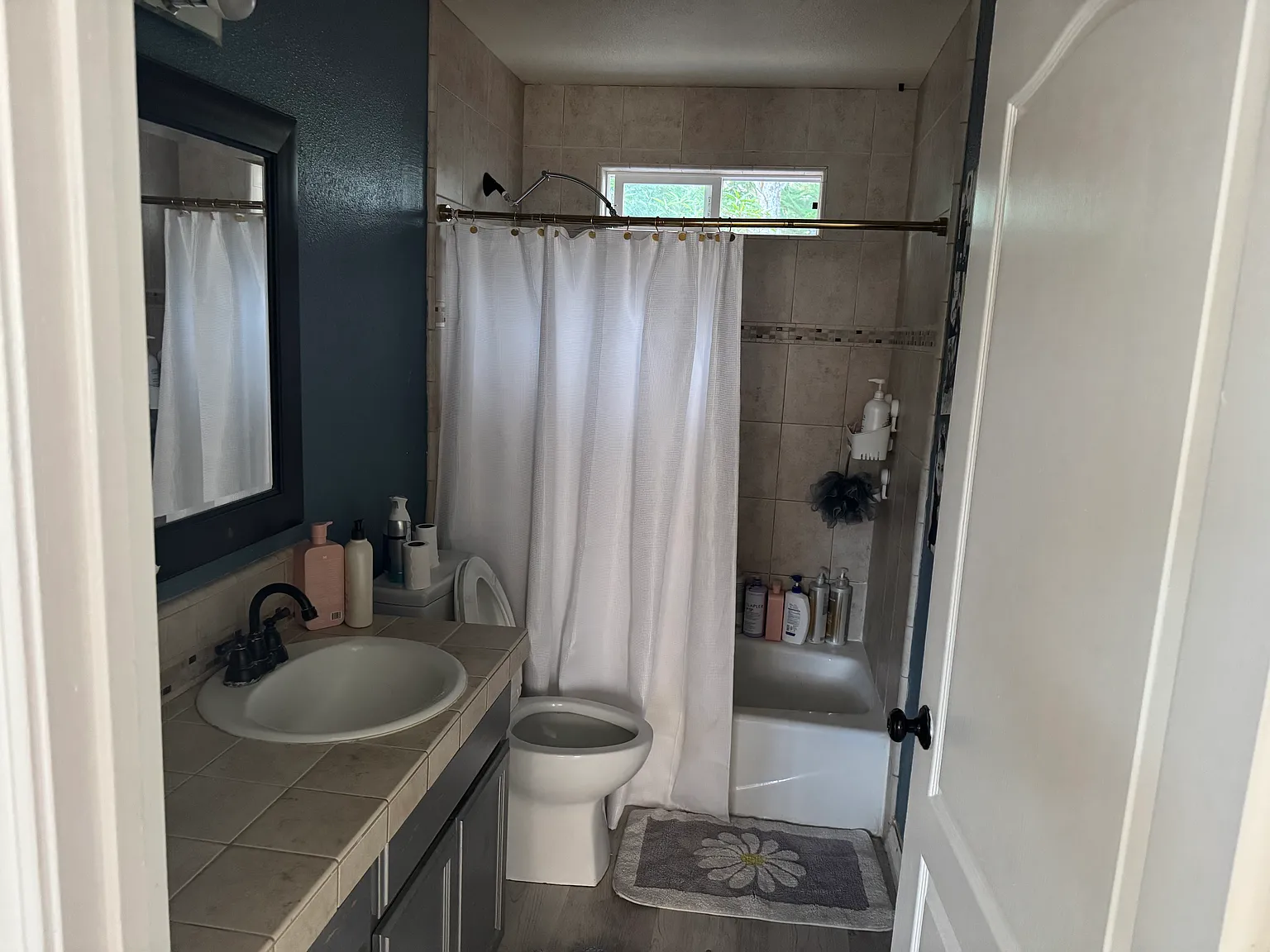 1453 High St — Photo 3