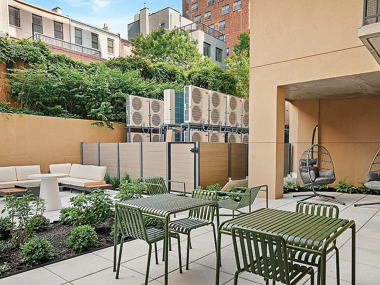 151 S Elliott Pl #6B — Photo 44