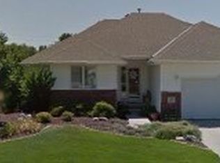 1319 W Brewer Dr, Fremont, NE 68025