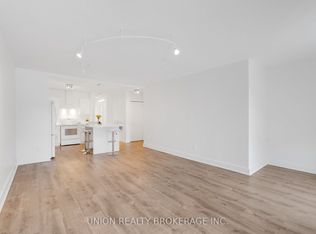 2495A Queen St E, Toronto, ON M4E 1H9