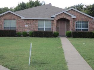 173 Rolling Ct, Lancaster, TX 75146