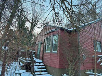 42 Forest Rd, Ambridge, PA, 15003