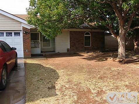 1st image of 958 Presidio Dr