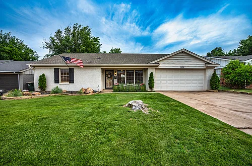 2308 Huntleigh Dr Photo 1