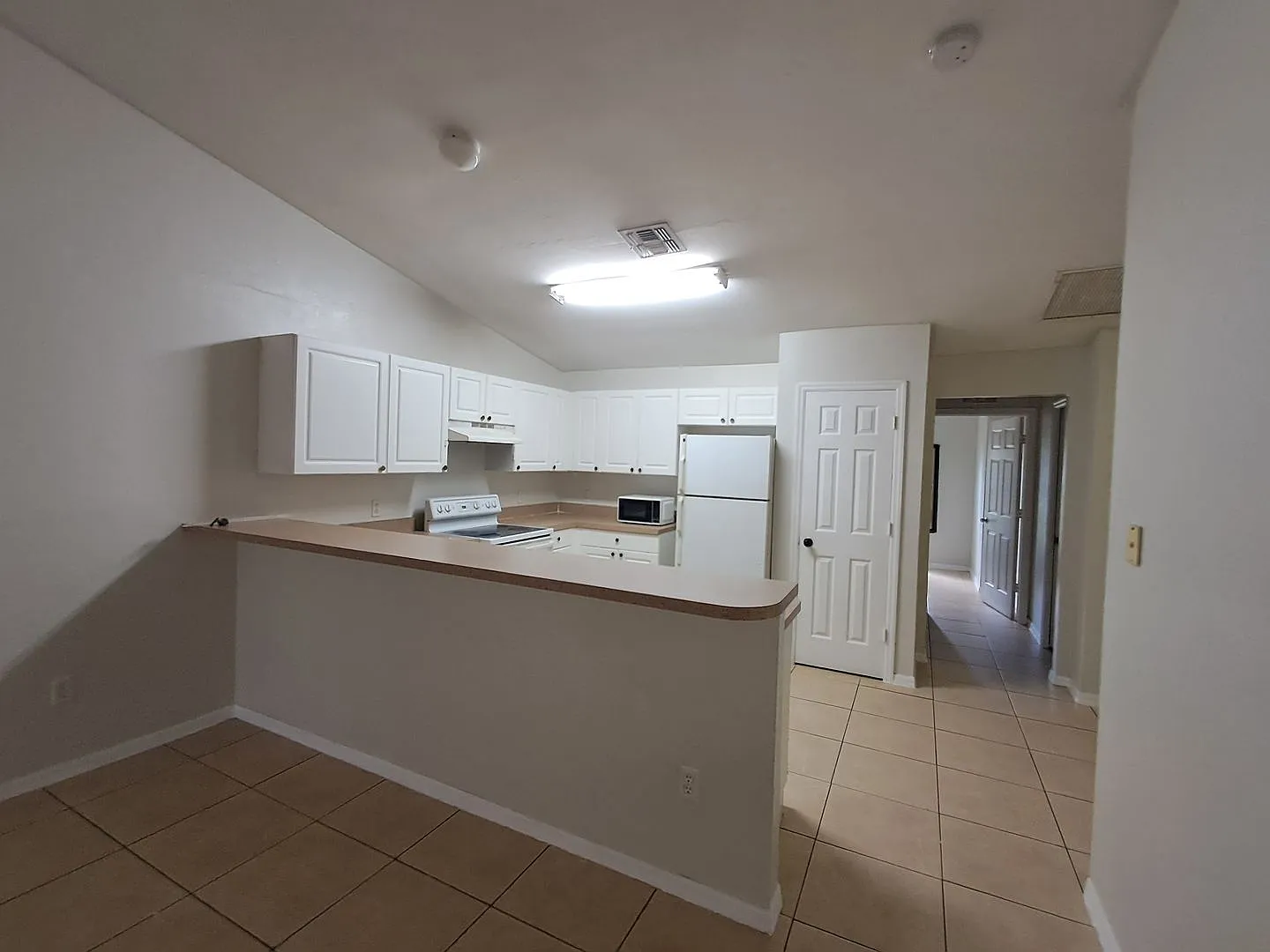 4868 Golfview Blvd — Photo 4