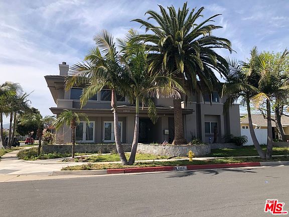 2nd image of 22831 Elm Ave