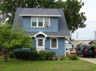 19 Colrain St SW, Wyoming, MI 49548