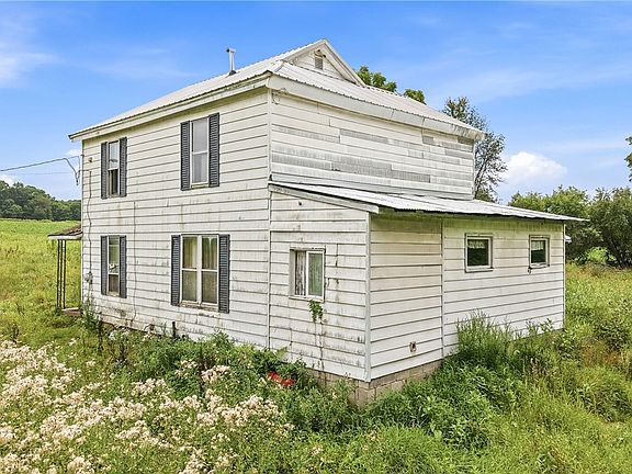 5th image of 601 Chestnut Grove Rd