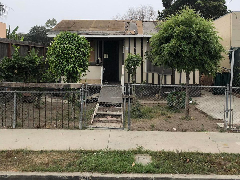 1st image of 423 Rose Ave