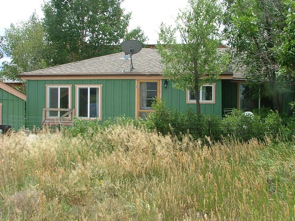 1st image of 261 Cove Dr