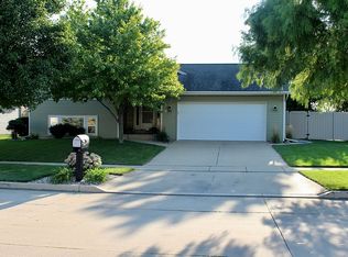 1032 Meadow Lark Rd, Normal, IL 61761