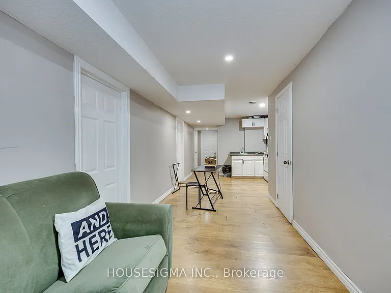 115 Scenic Wood Cres — Photo 24
