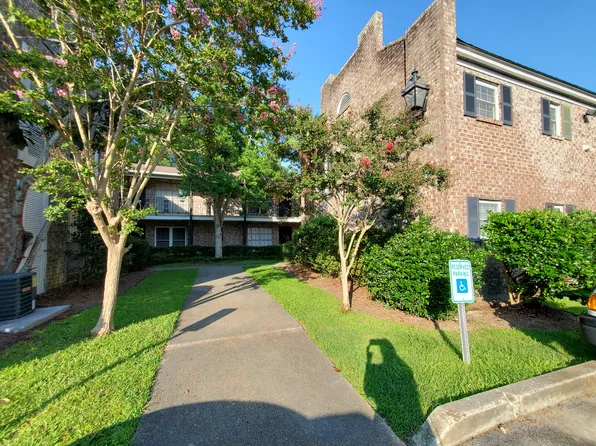 870 Colony Dr, Charleston, SC