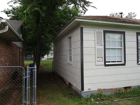 3rd image of 1712 NW Irwin Ave