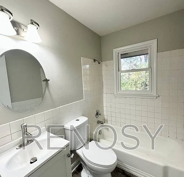 3315 SE 4th St — Photo 13