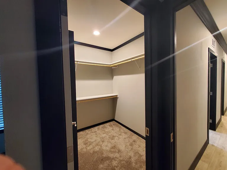 743 Chalet Ave — Photo 14