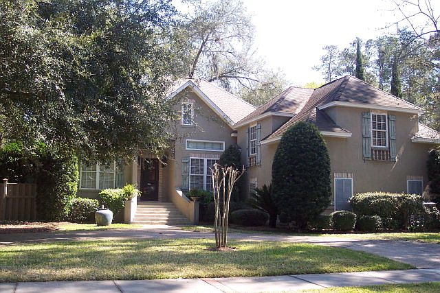 1st image of 240 Saint James Ave