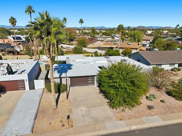 912 W PORT AU PRINCE Lane, Phoenix, AZ 85023