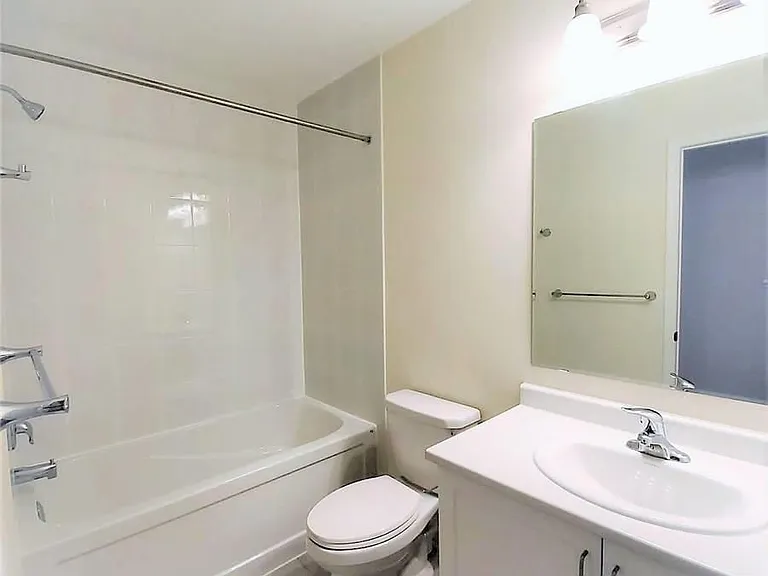 45 Fusilier Dr — Photo 15