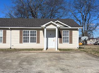 102A Tennessee Ave, Oak Grove, KY 42262