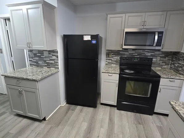 5152 Stanhope Ln, Indianapolis, IN 46254