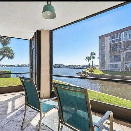 2 bed, 2.0 bath, 1029 sqft, $2,495 — Photo 2