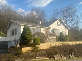 746 Powderhouse Rd, Vestal, NY 13850