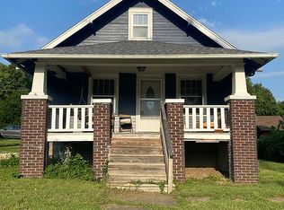 604 N 14th St, Marysville, KS 66508