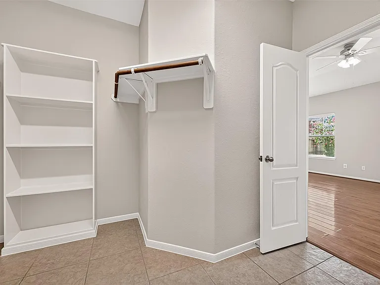 430 Dockside Terrace Ln — Photo 24