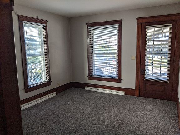 3rd image of 725 S East St #1