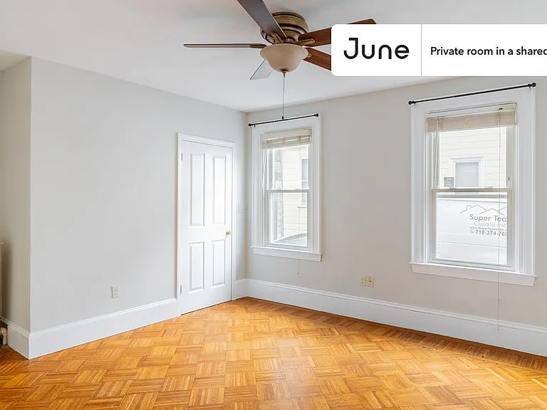 88 Glen St #B — Photo 2
