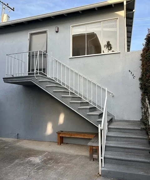 823 18th St #C — Photo 1