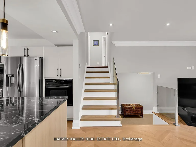16 Wedgeport Pl — Photo 26